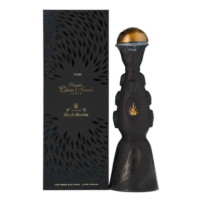 Clase Azul Día de Muertos 2019 Joven Tequila Decanter 1L