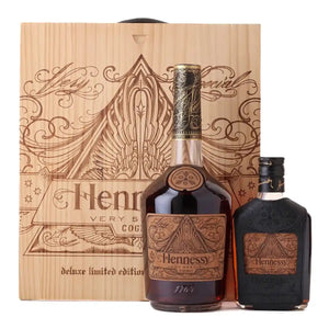 Hennessy Deluxe Scott Campbell Edition Cognac Set - Liquor Boutique